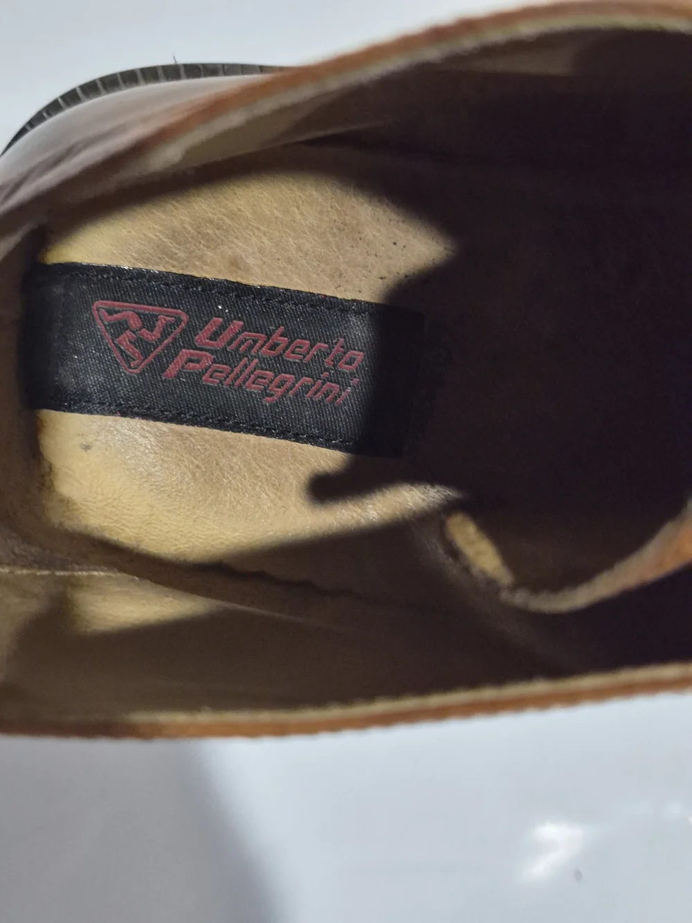 Men's Tan Leather Lace-Up Chukka Boots